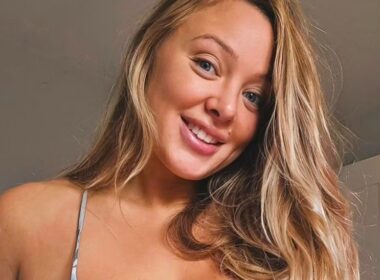 Beth Bennett swapped pulling pints for Babestation and now earns five figures a month talking dirty on the phone, enjoying freedom, travel and a life on her own terms.