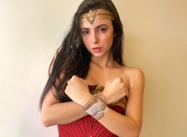 Gal Gadot lookalike Giovanna Lautier went viral after revealing a fan offered her 100 camels for marriage, a bizarre proposal she laughed off as her online success continues.
