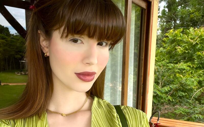 Brazilian influencer Sabrina Low spent £15,700 enlarging her vulva with hyaluronic acid but doctors warn of risks like infection, lumps and the need for repeat treatments.