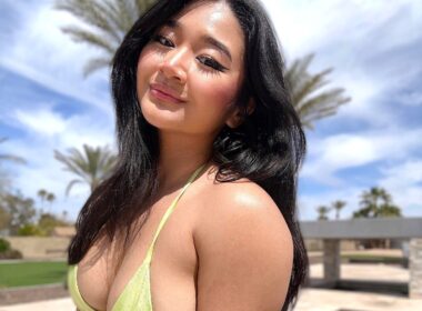 Model Jasmine Teaa was kicked out of her sorority for posting racy content but turned backlash into success, earning millions and finding true friends who support her choices.