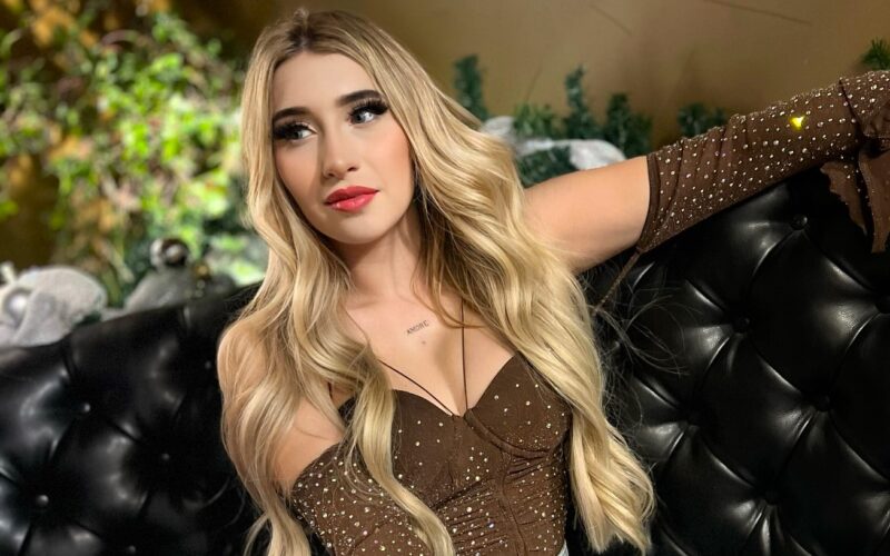 Mexican nursery teacher Alejandra Trillo defends her OnlyFans career after dads flood her inbox and jealous mums demand her removal, saying she’s proud of both her roles.