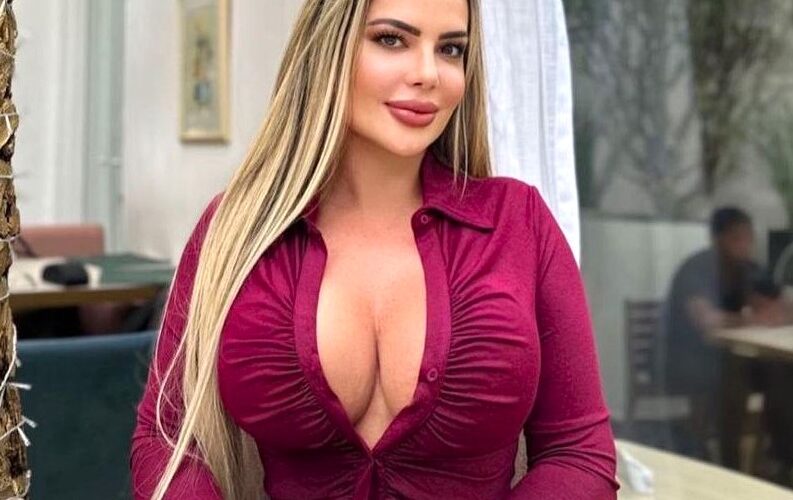 OnlyFans star Denise Rocha (3.5M followers) shares her sexting secrets: Build trust, use humor, and paint vivid descriptions to turn a chat into pure, breathless fire.