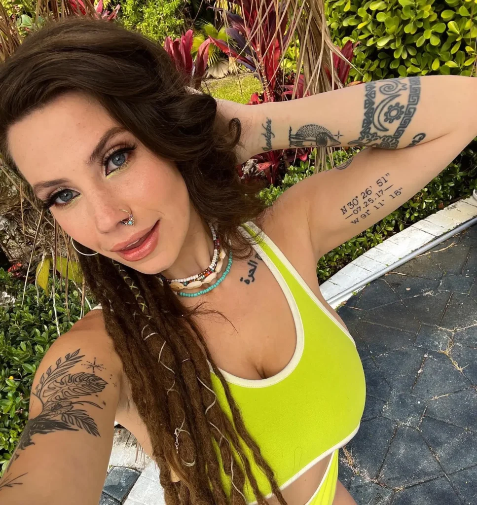 Indica Flower posing for a photo - NudeNewz