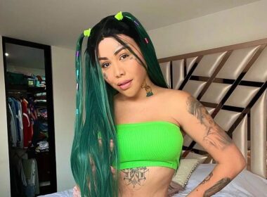 influencer Yina Calderon posing for a photo - NudeNewz