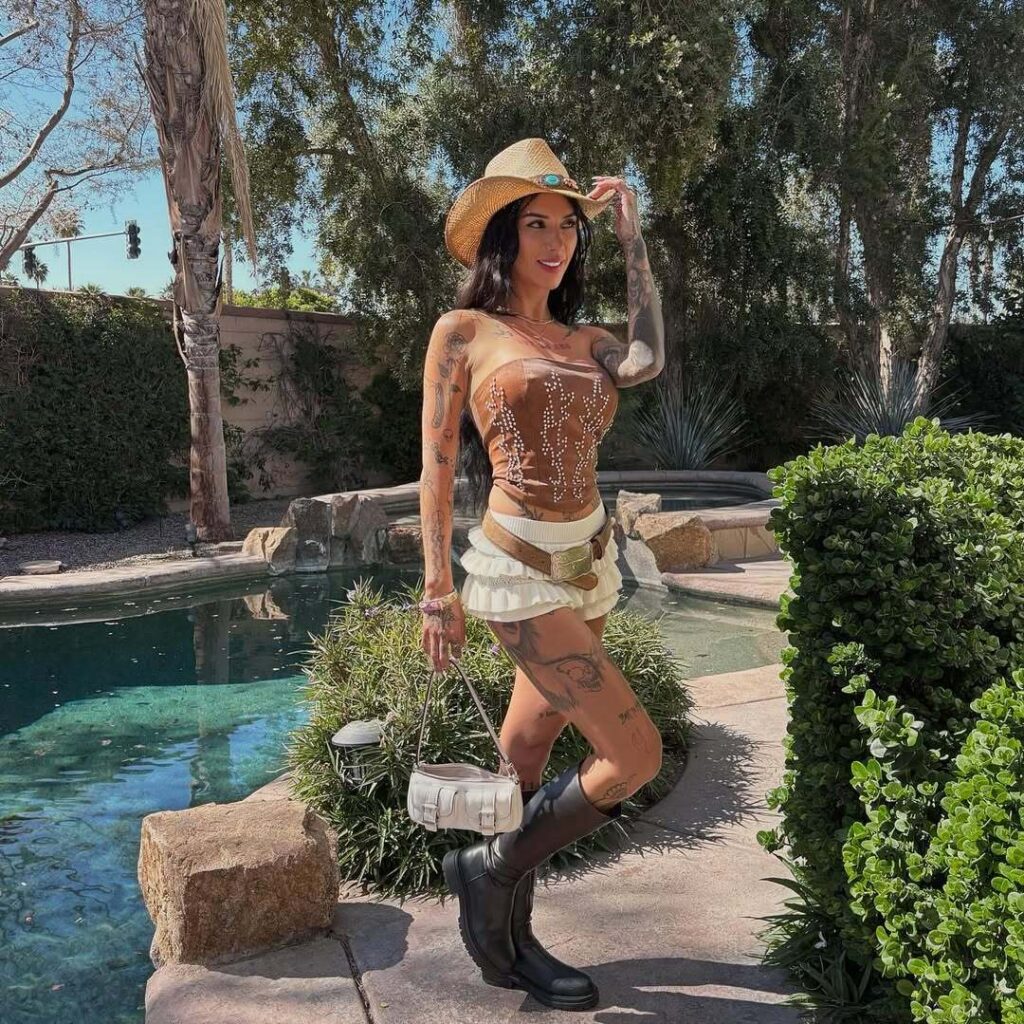 onlyfans model Krystal Galtry posing for a photo - NudeNewz