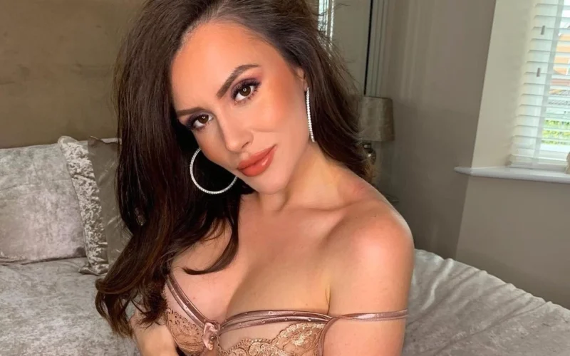 OnlyFans model Charlotte Rose posing for a photo - NudeNewz