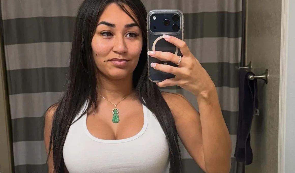 OnlyFans model Brittney Kakalia for a photo - NudeNewz