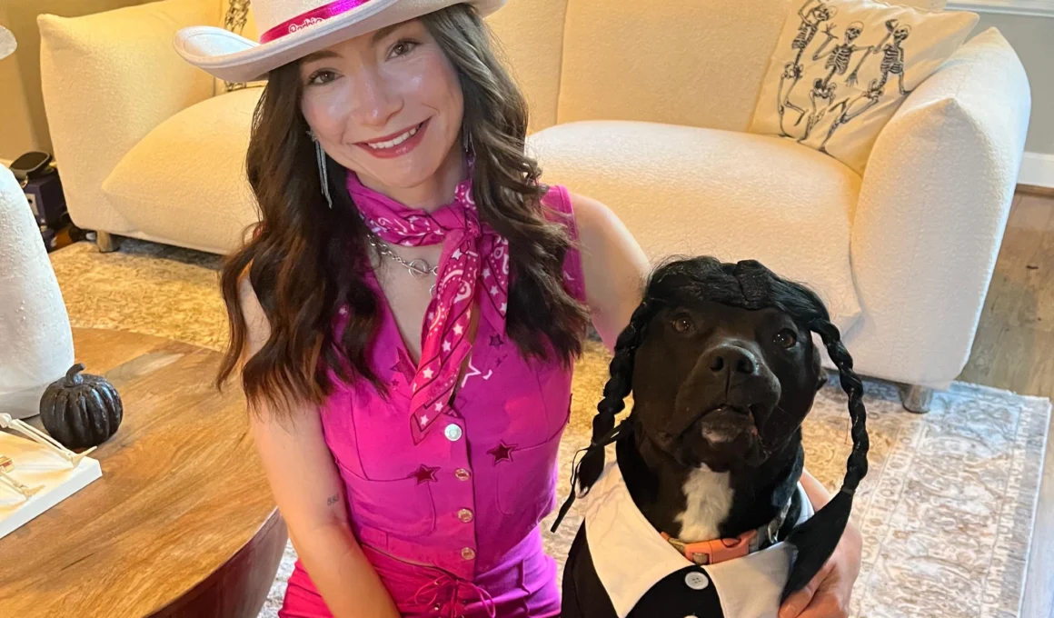 Cayla and her dog - NudeNewz