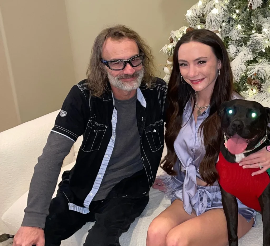 Cayla with her dad, Mike - NudeNewz