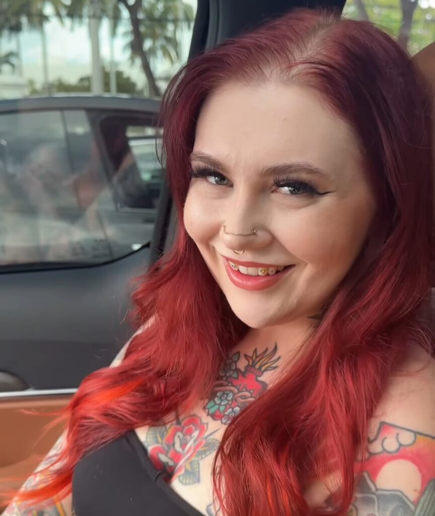 OnlyFans model Loveless Loveless posing for a photo - NudeNewz