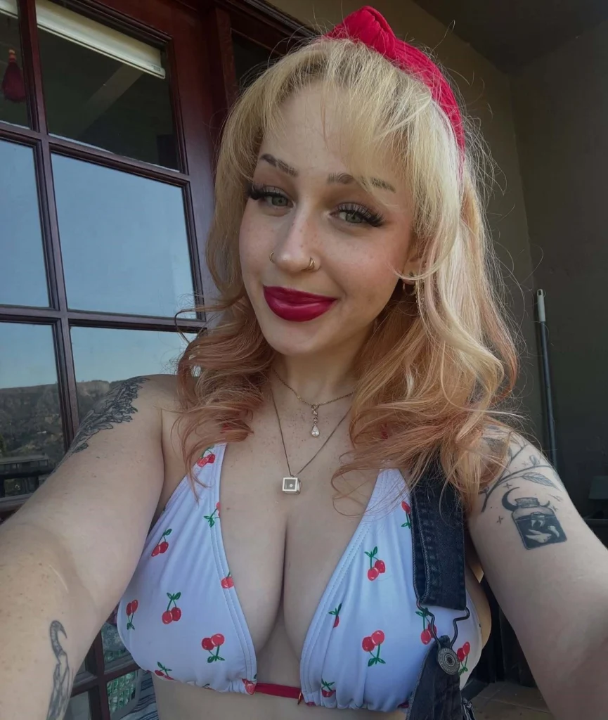 OnlyFans model Rachel Angel posing for a photo - NudeNewz