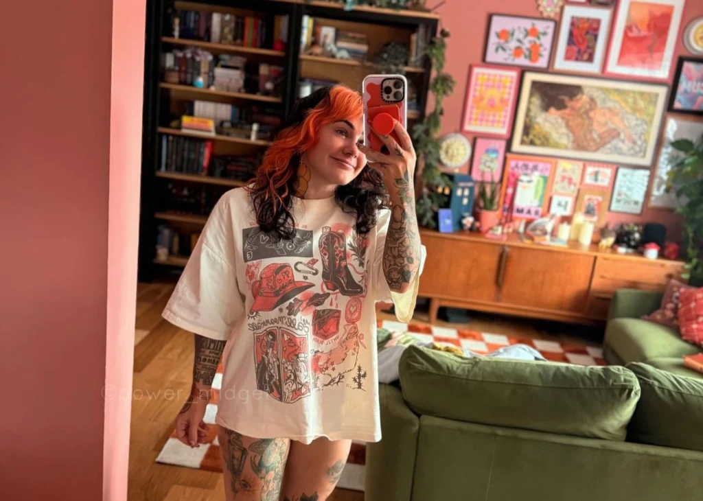 OnlyFans model Peta Emery posing for a photo - NudeNewz