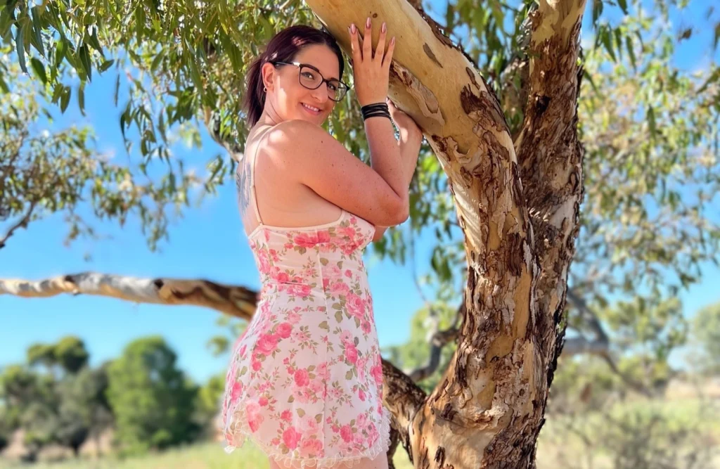 OnlyFans model Poppy Prynne posing for a photo - NudeNewz