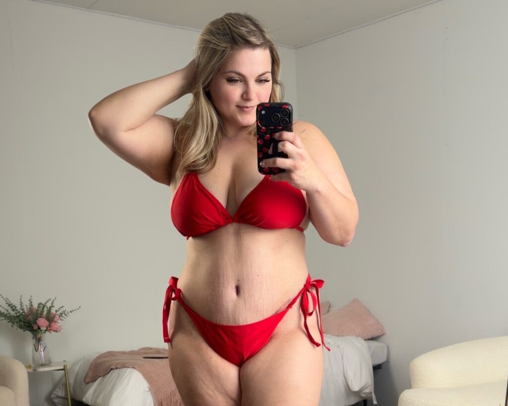 OnlyFans model Bree posing for a photo - NudeNewz