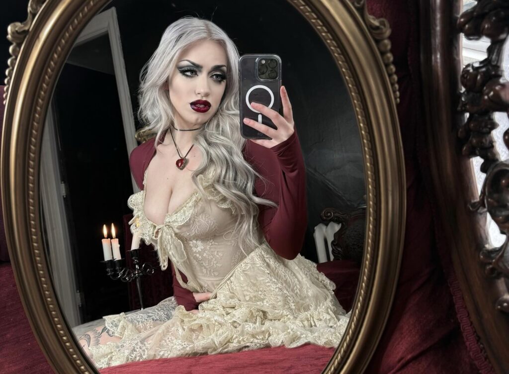 OnlyFans model Kyrie Odonnell posing for a photo - NudeNewz