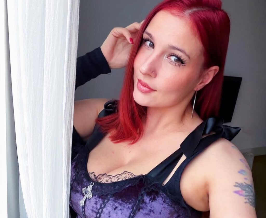 OnlyFans model Sarothica posing for a photo - NudeNewz