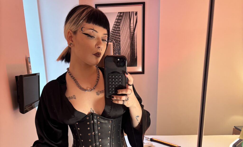 OnlyFans model Serene Sinz posing for a photo - NudeNewz