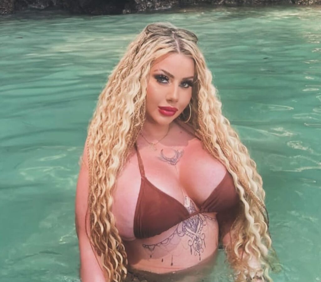 Entrepreneur Kayla Hunter posing for a photo - NudeNewz